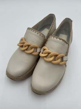 Dolce Vita Jhenee Espadrilles Women’s 8 Ivory Chain Loafers NWOB